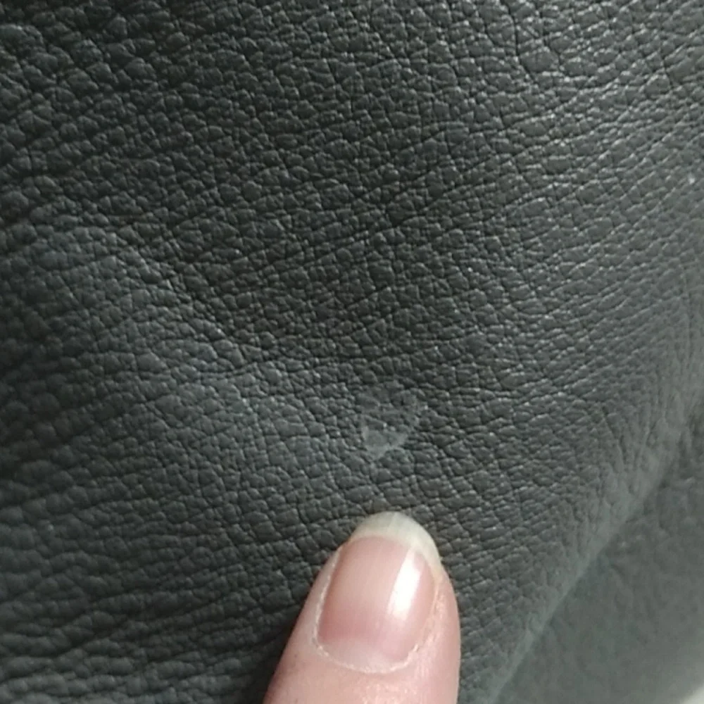 Michael Kors Extra Large Duffle Bag Tote Carry On Bag Gently Used - Picture 8 of 16